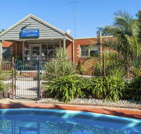 COMFORT INN COACH AND BUSHMANS - Accommodation Mermaid Beach