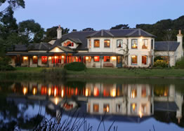 Woodman Estate - Accommodation Mermaid Beach 0