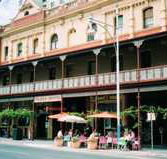 Plaza Hotel - Accommodation Mermaid Beach