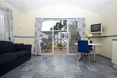Crestview Top Tourist Park - Accommodation Mermaid Beach 2