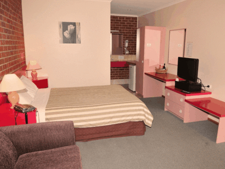 Werribee Motel  Apartments - Accommodation Mermaid Beach