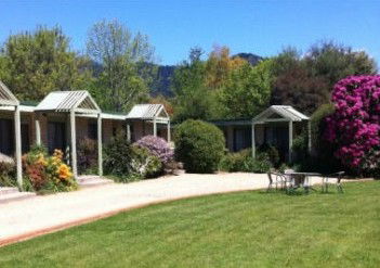 ELLENVALE HOLIDAY UNITS - Accommodation Mermaid Beach 0