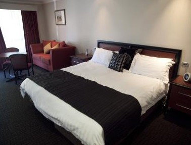 Best Western Plus All Settlers Motor Inn - Accommodation Mermaid Beach 0