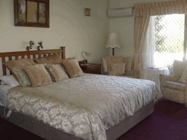 The Noble Grape - Accommodation Mermaid Beach 3