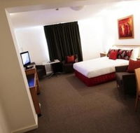 Townhouse Hotel - Accommodation Mermaid Beach
