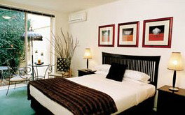 Knightsbridge Apartments - Accommodation Mermaid Beach 1