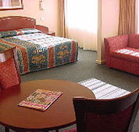 Embassy Motel - Accommodation Mermaid Beach