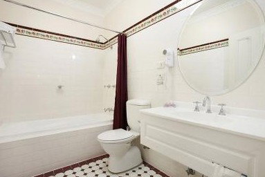 Palais Royale - Accommodation Mermaid Beach 4