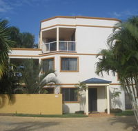 The Grange Resort - Accommodation Mermaid Beach
