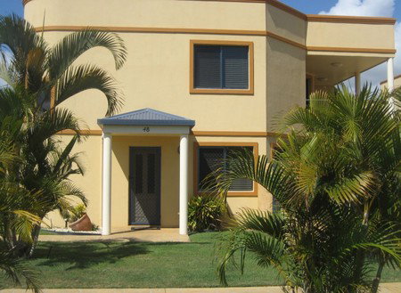 The Grange Resort - Accommodation Mermaid Beach 1