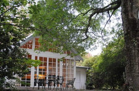 Bygone Beautys Cottages - Accommodation Mermaid Beach 1