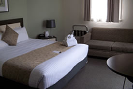 Aarons Hotel - Accommodation Mermaid Beach 2