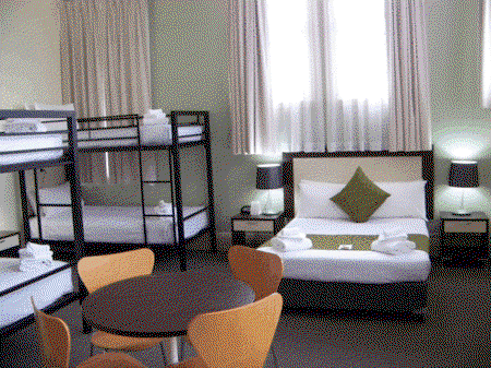 Aarons Hotel - Accommodation Mermaid Beach 4