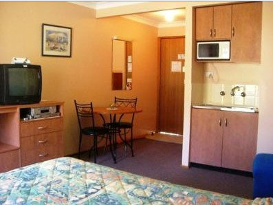Bridge View Motel - Accommodation Mermaid Beach 1