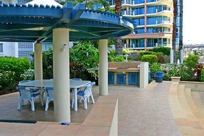 AA Oceana On Broadbeach - Accommodation Mermaid Beach 1