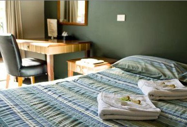 City Crown Lodge - Accommodation Mermaid Beach 1