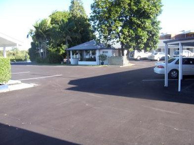 Colonial Court Motor Inn - Accommodation Mermaid Beach 3