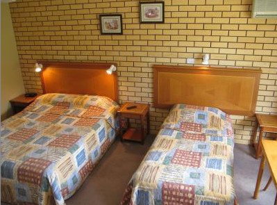 Golfers Lodge Motel - Accommodation Mermaid Beach 4