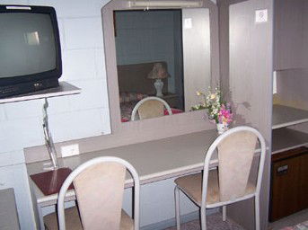 Governors Hill Motel - Accommodation Mermaid Beach 3