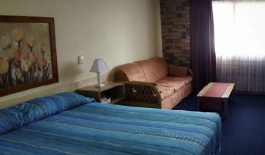 Lancaster Court Motel - Accommodation Mermaid Beach 2