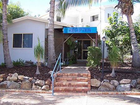 Palm Valley Motel And Holiday Units - Accommodation Mermaid Beach 1