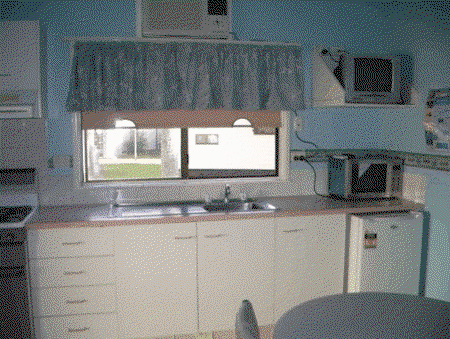 Oakwood Caravan Park - Accommodation Mermaid Beach 2