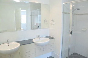 Coolum Villas - Accommodation Mermaid Beach 5