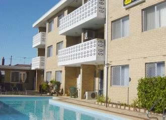 Brownelea Holiday Apartments - Accommodation Mermaid Beach 2