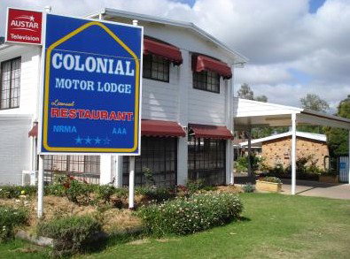 Colonial Motor Lodge - Accommodation Mermaid Beach 0