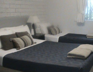 Kerry Court - Accommodation Mermaid Beach 2