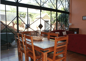 ALN House - Accommodation Mermaid Beach 2