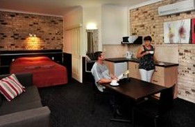 Highlander Motor Inn And Apartments - Accommodation Mermaid Beach 5