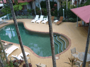 Cairns Reef Apartments And Motel - Accommodation Mermaid Beach 5