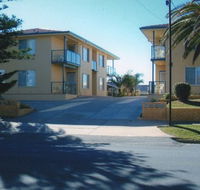 AA Madalena Court Holiday Apartments - Accommodation Mermaid Beach
