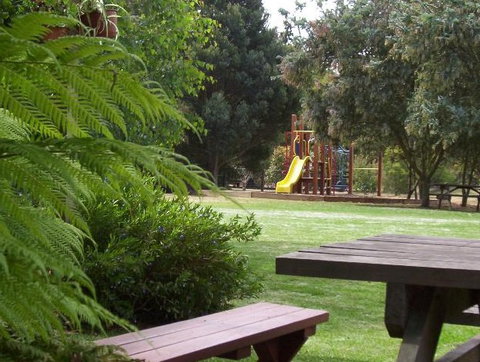 Surfcoast Retreat - Accommodation Mermaid Beach 2