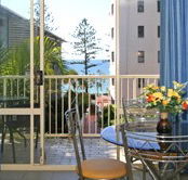 Surf Dance Holiday Units - Accommodation Mermaid Beach