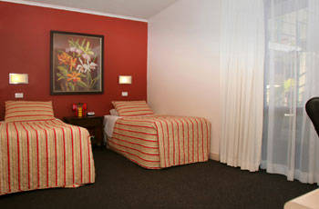Whale Motor Inn - Accommodation Mermaid Beach 5