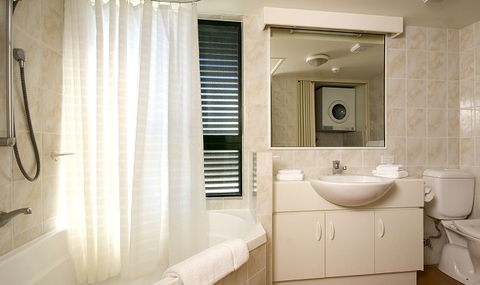 Tropic Towers Apartments - Accommodation Mermaid Beach 1