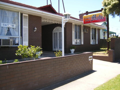 Colonial Lodge Motel - Accommodation Mermaid Beach 0