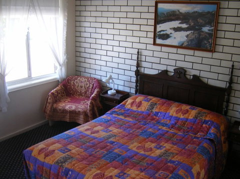Colonial Lodge Motel - Accommodation Mermaid Beach 2