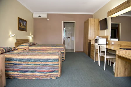 Cumberland Motor Inn - Accommodation Mermaid Beach 5