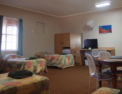 Bluestone Motor Inn - Accommodation Mermaid Beach 1