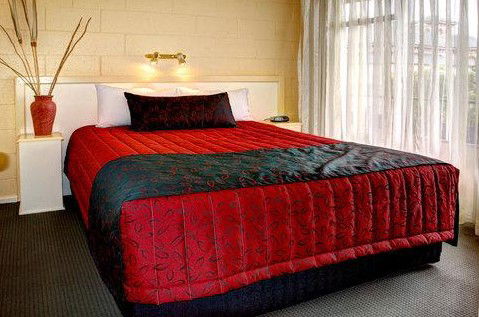 Graham Court Apartments - Accommodation Mermaid Beach 3