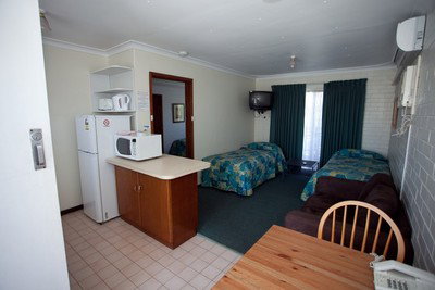 Brownelea Holiday Apartments - Accommodation Mermaid Beach 10