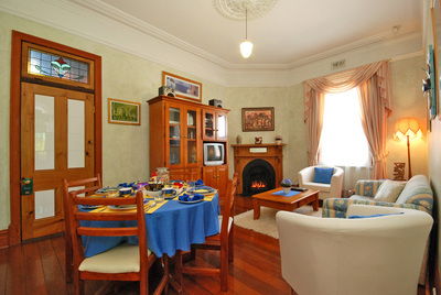 Above Bored Bed And Breakfast - Accommodation Mermaid Beach 3
