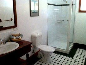 Daintree Manor - Accommodation Mermaid Beach 2