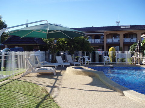 Lake View Motel - Accommodation Mermaid Beach 1