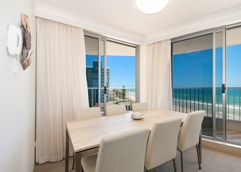 Beachside Tower - Accommodation Mermaid Beach 2