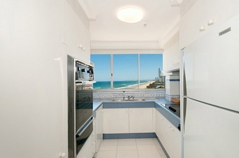 Beachside Tower - Accommodation Mermaid Beach 3