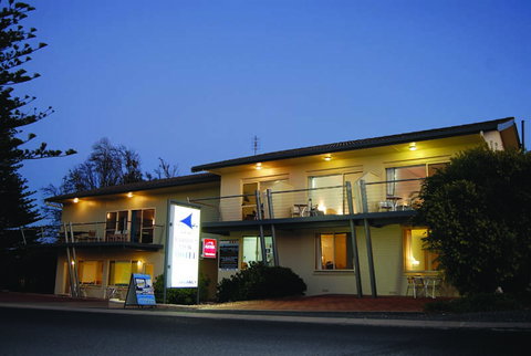 Harbour View Motel - Accommodation Mermaid Beach 0